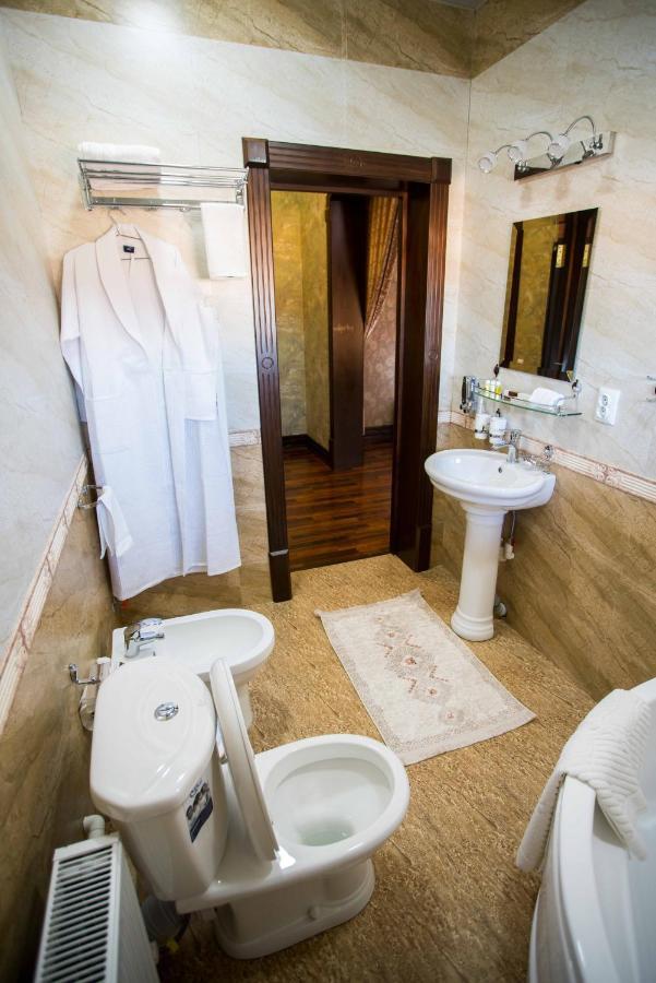 Caravan Castle Boutique Hotel Bukhara Esterno foto