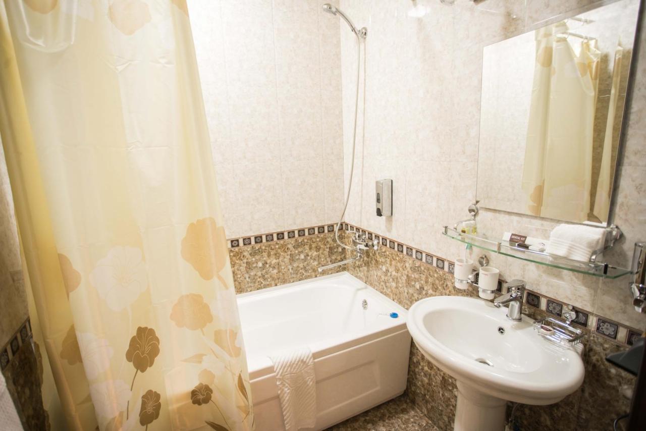 Caravan Castle Boutique Hotel Bukhara Esterno foto